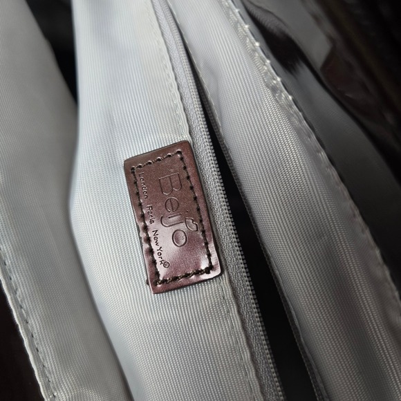 Beijo Luxe Metallic Bronze Patent Pleated Satchel Handbag Crossbody Bag Large - Picture 8 of 16